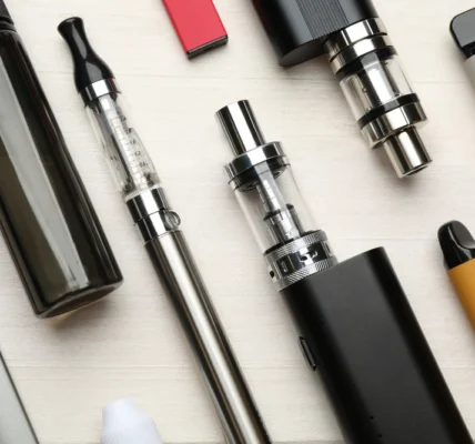 Ignite Your Vaping Journey: A Review of Smokers World Starter Vape Kits